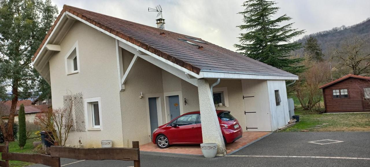 130 m2 Maison Entièrement pour vous ! Calme et activités - B&B