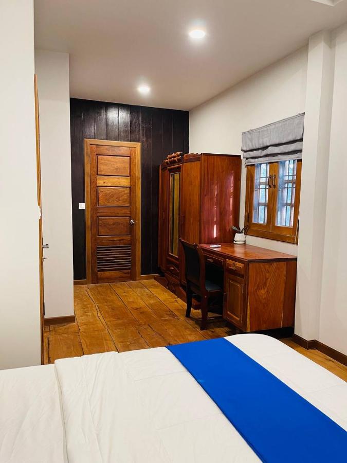 King Suite with Balcony