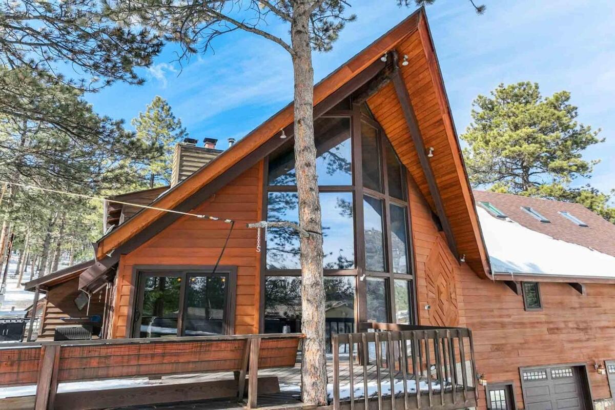 Moose Tracks Cabin - Hot Tub BBQ Billiards Groups - B&B