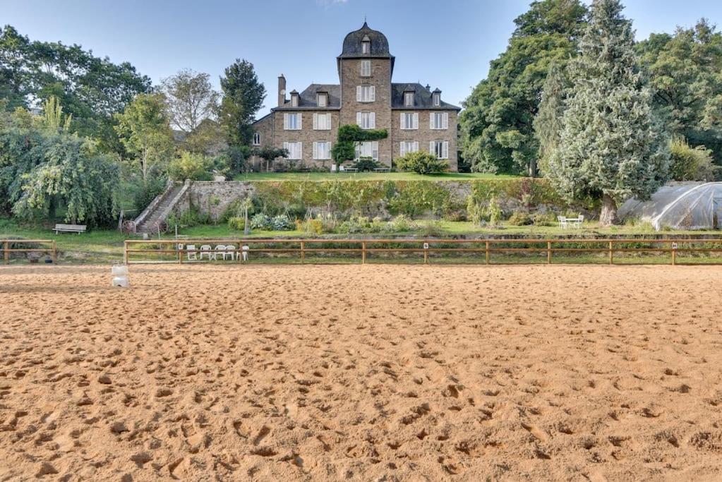 Domaine de Linars ☆ L'Étage du Château ☆ - Ferienwohnung