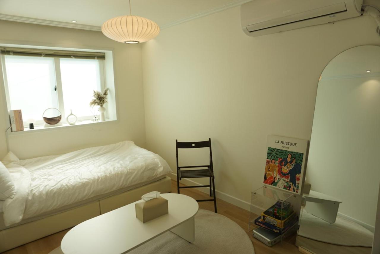NEW OPEN-Oublier,SEOUL STN 5min by walk,Cozy Home - B&B Seoul