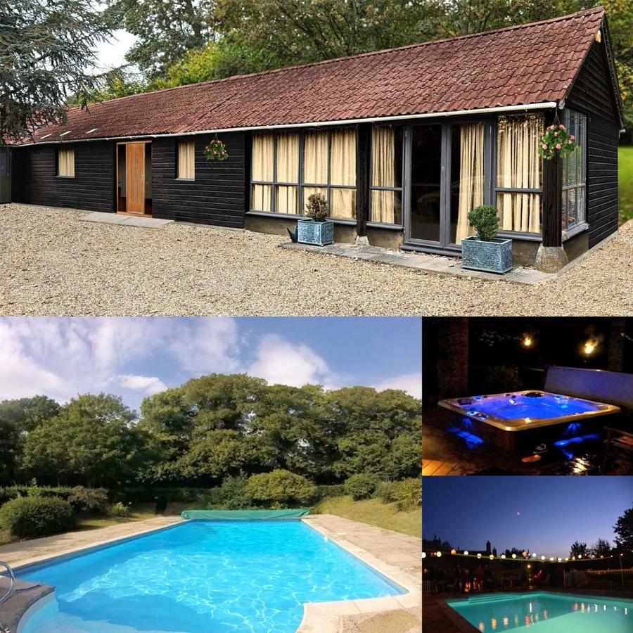 The Old Stables - Self Contained Cottage - Hot Tub and Pool - B&B