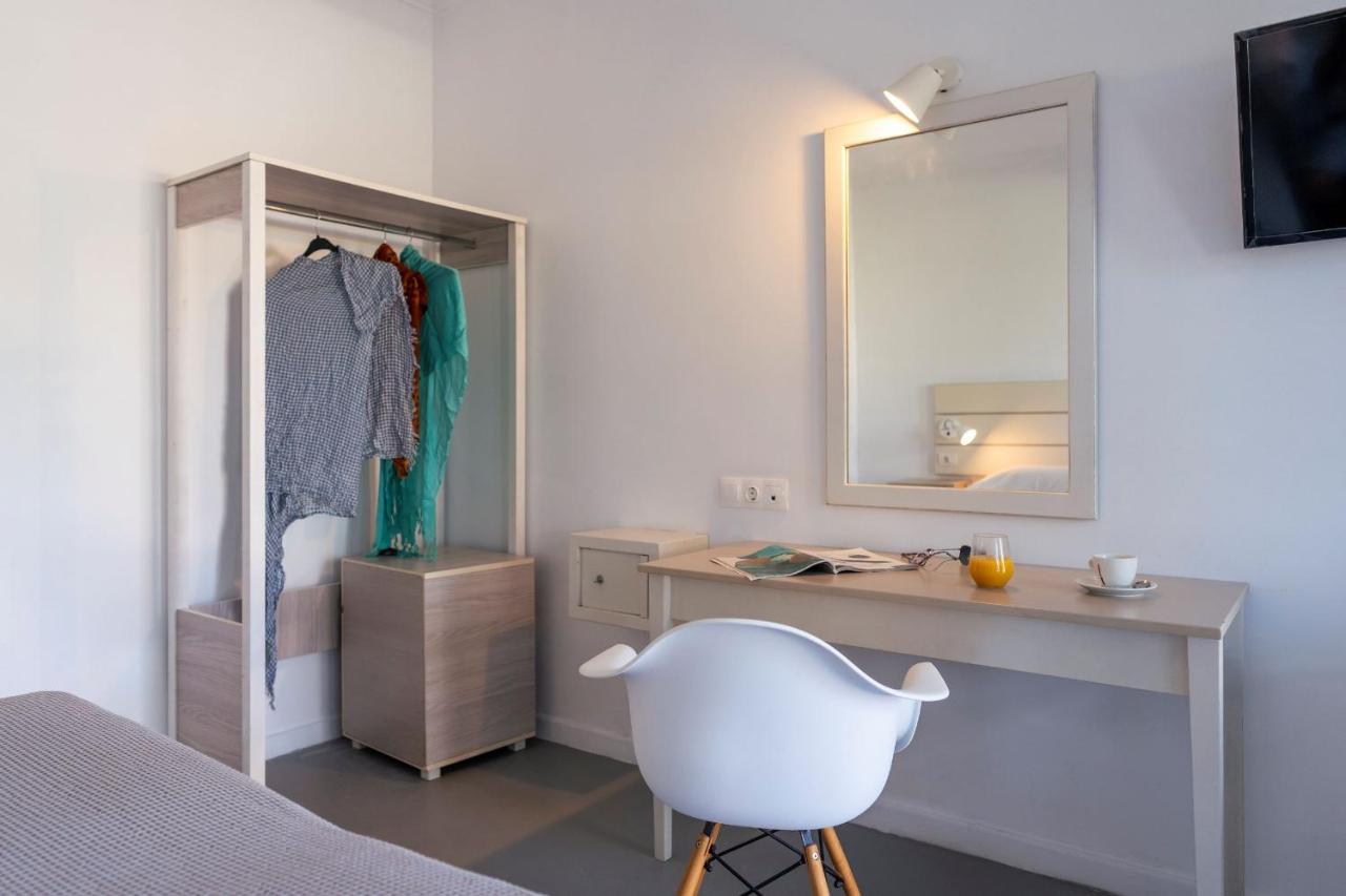Doppel-/Zweibettzimmer mit Gartenblick