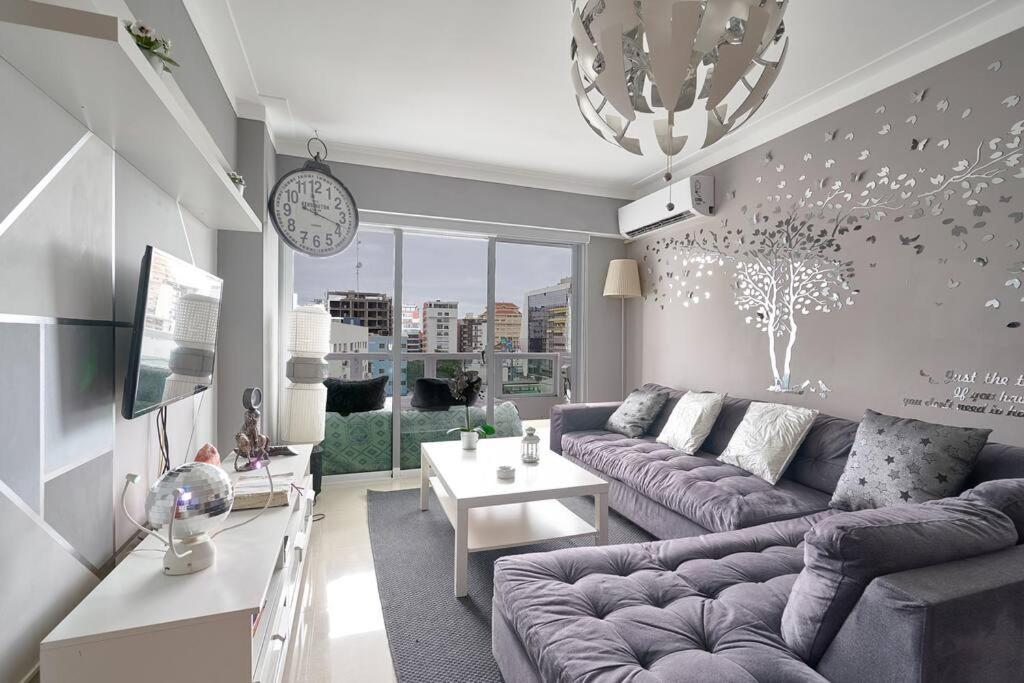 Hermoso y moderno apto en Bella Vista, 9 personas, piscina. - Ferienwohnung