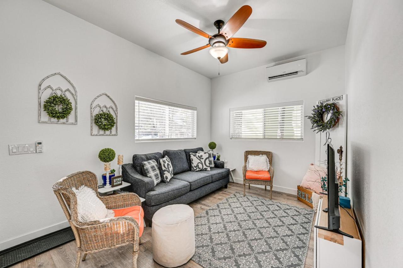 Tranquil Vacation Home with Gas Grill in Munds Park in Munds Park