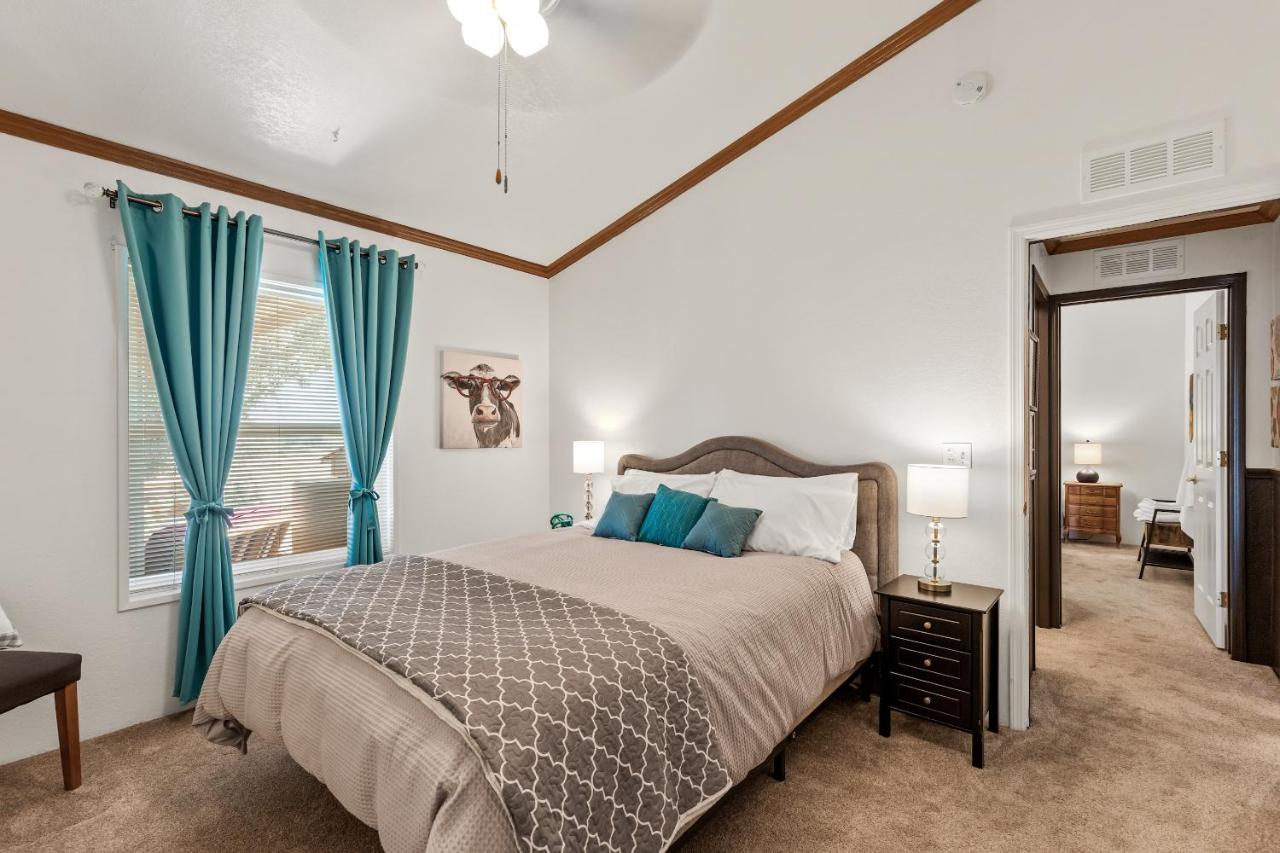 Zimmer mit Queensize-Bett