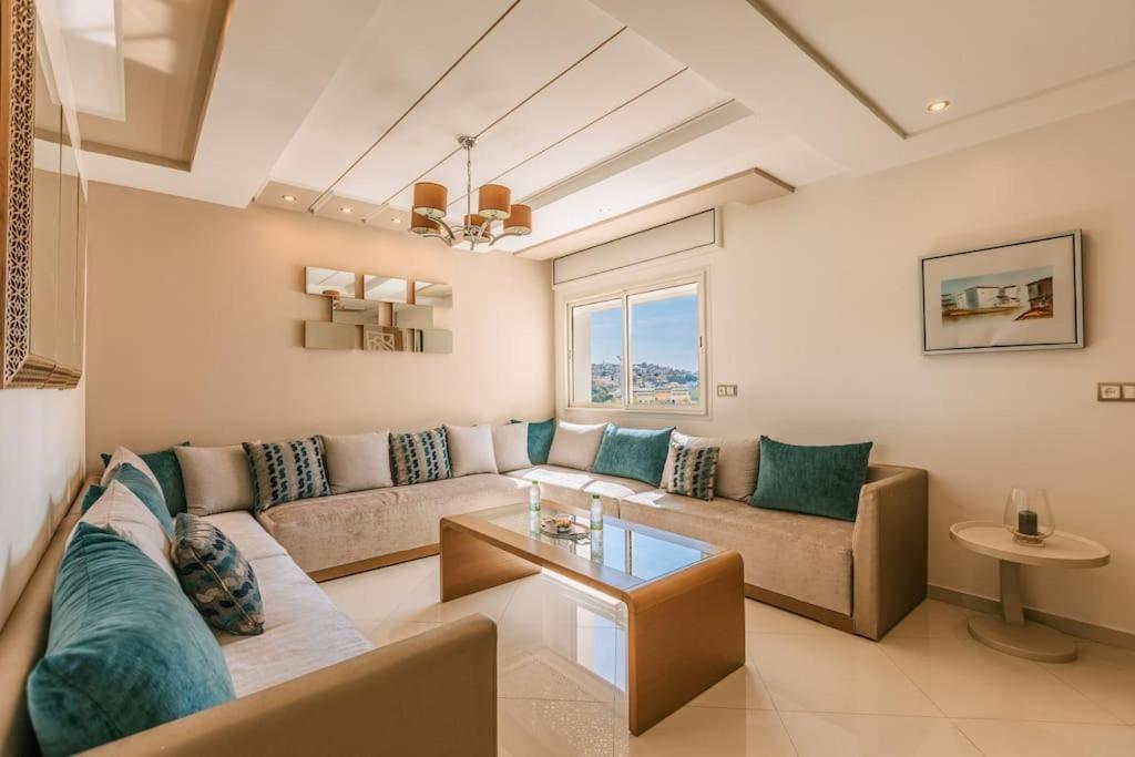 Central 2-Bedrooms Near Beach & Dining - B&B