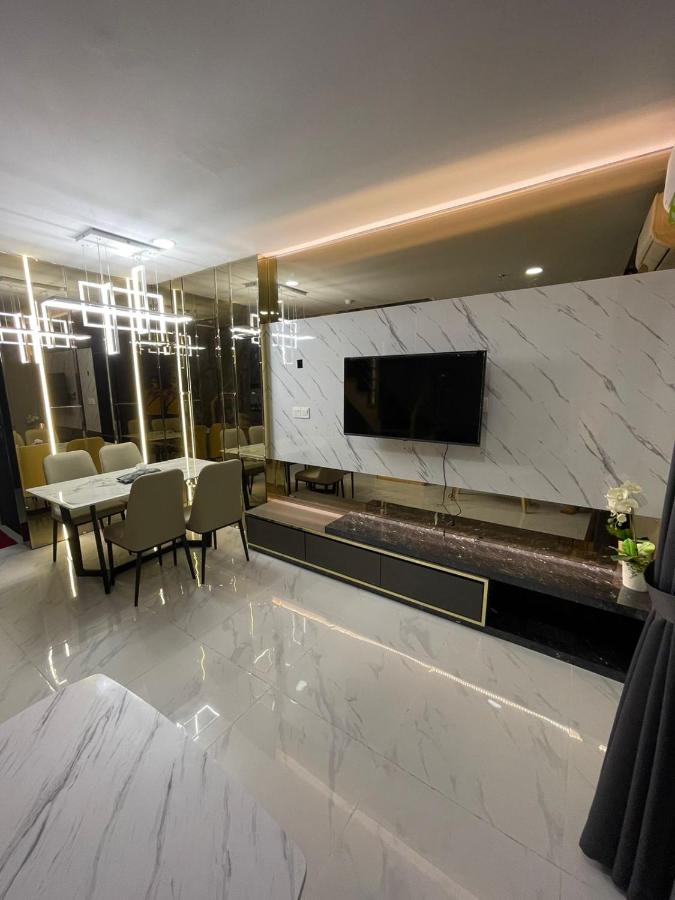 Blue Property - Bed and Breakfast Medan