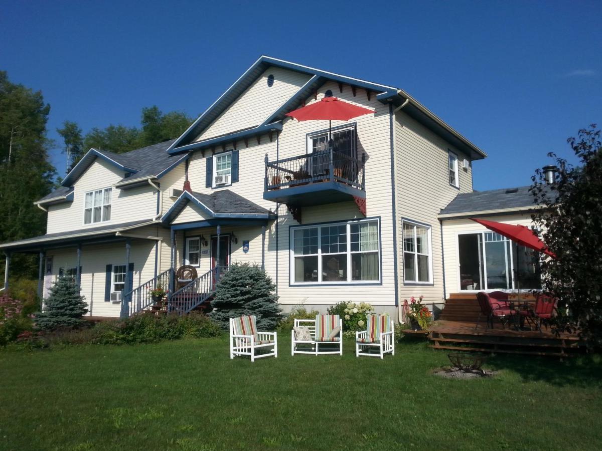 B&B Shawinigan - Domaine de la Baie, Les Suites - Bed and Breakfast Shawinigan