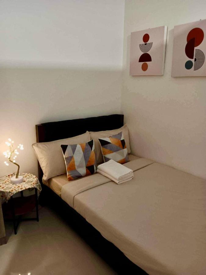 B&B Manila - Cozy 1BR w/Wifi&Netflix in FAME near Shaw MRT - Bed and Breakfast Manila