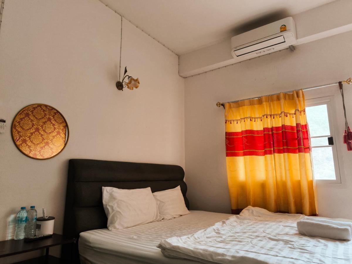 เอส บี โฮเทล SB Hotel - B&B Betong