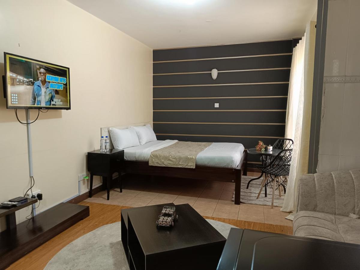 Deluxe King Studio