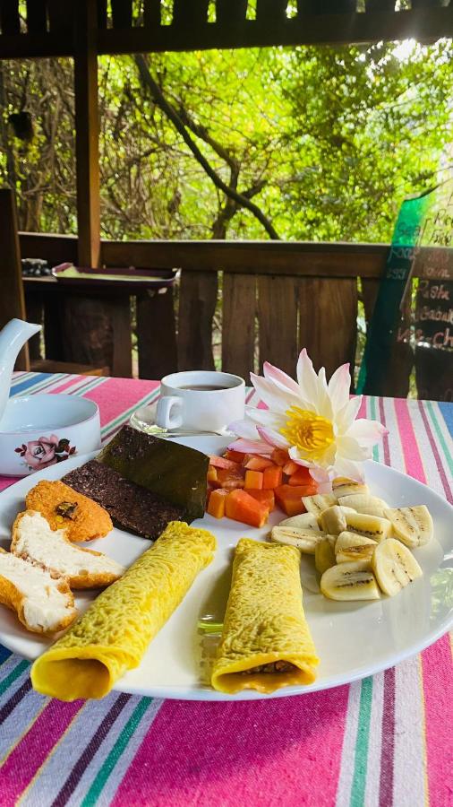 Hotel Hideaway Garage - B&B Dambulla