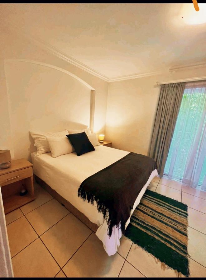 B&B Sandton - OakTree Guest House - Bed and Breakfast Sandton