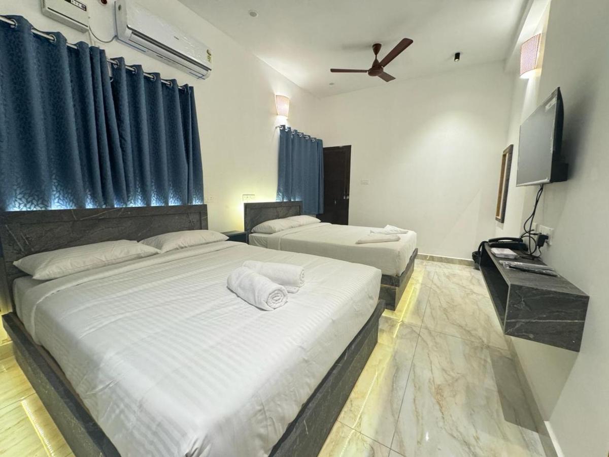 Deluxe Family Suite
