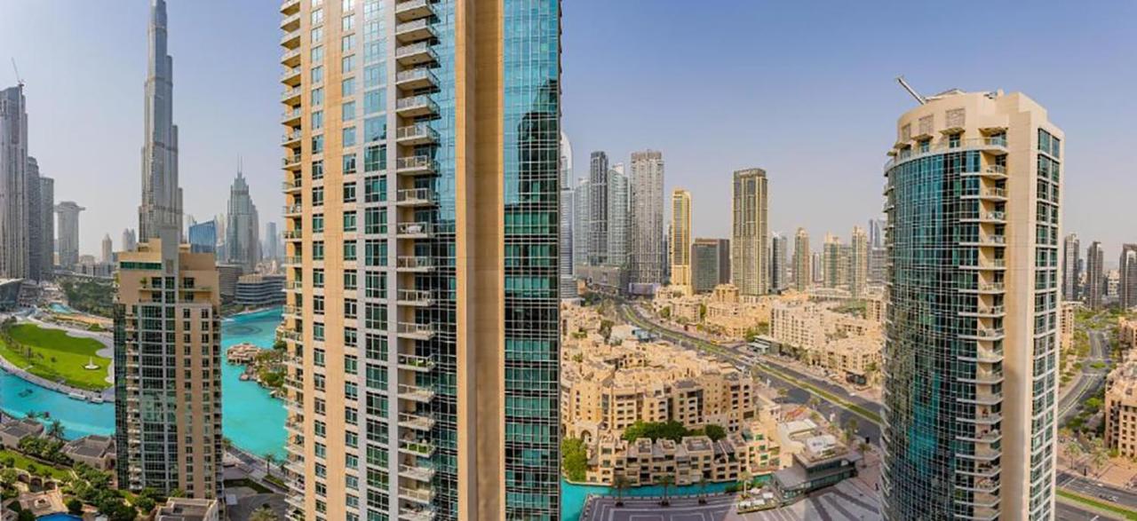 Superb 1-Bedroom apartment with full Burj Khalifa View - 5-min walk to Dubai Mall - B&B