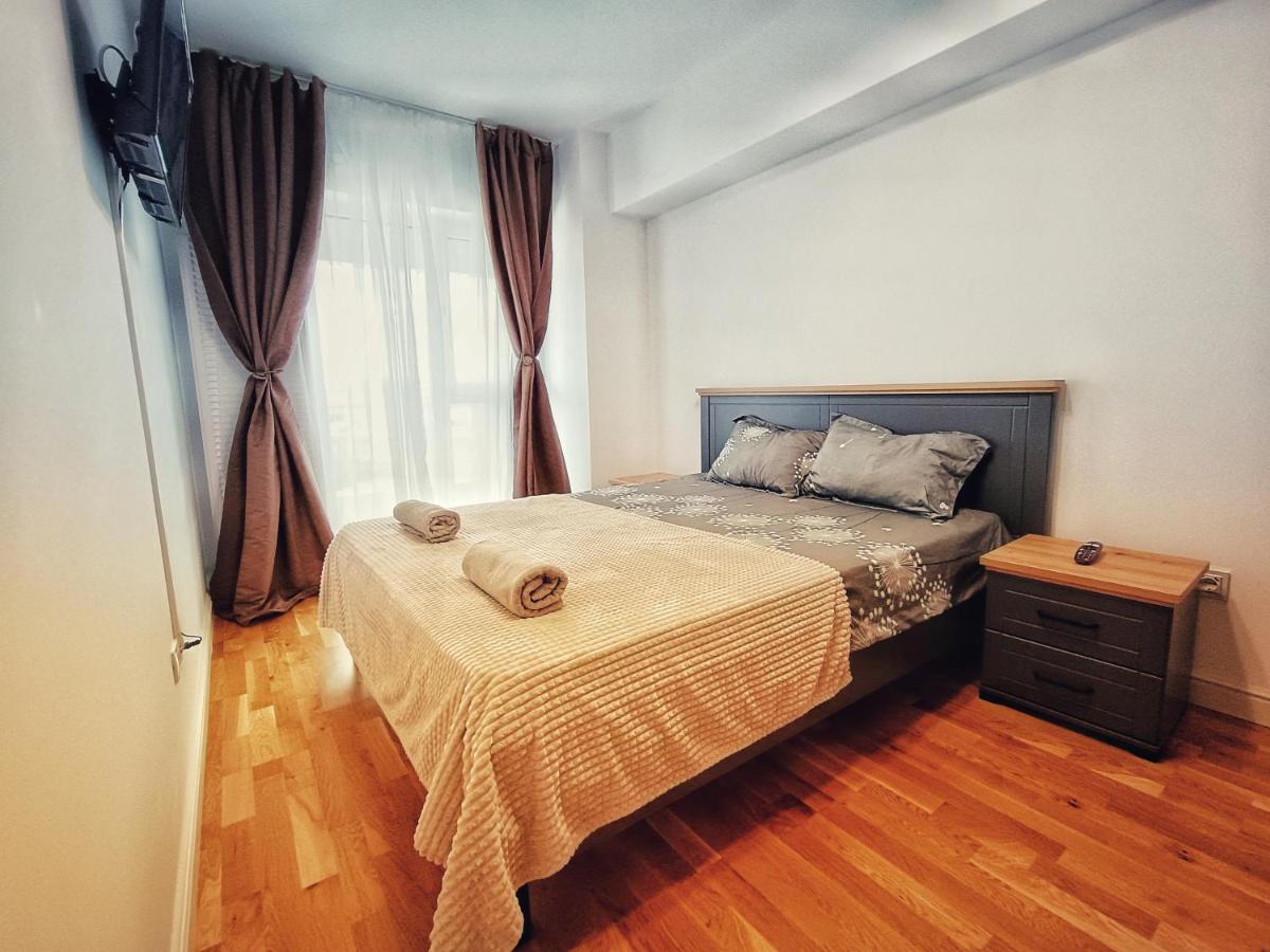 B&B Iași - Super Apartments near Airport with Shop & Parking - Bed and Breakfast Iași