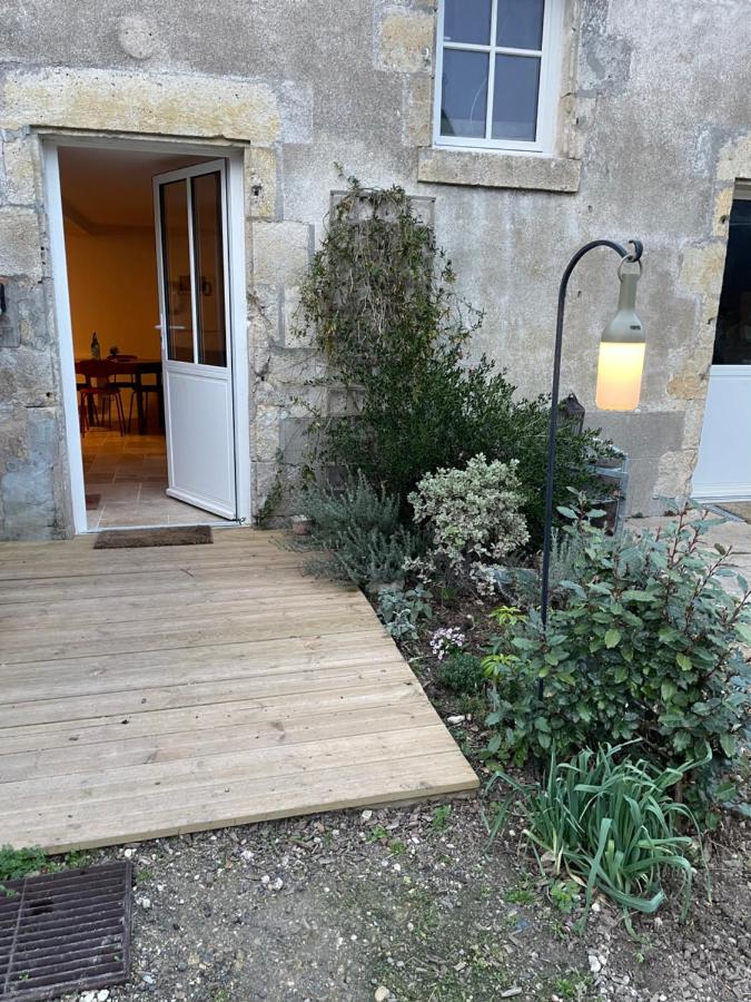 La cour fleurie - Bed and Breakfast
