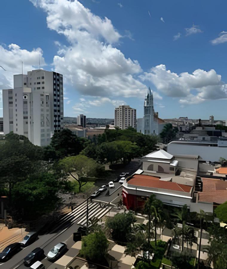 Apto 2 Quartos com Vista no Centro de Franca - Ferienwohnung Franca