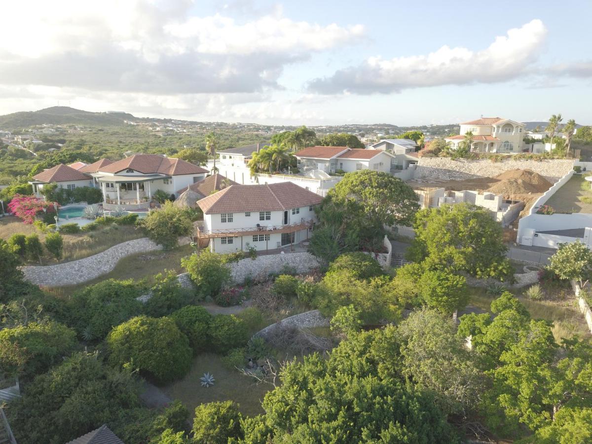 Nieuw: Ruim familieappartement in Cas Grandi - Chambres d'hôtes Willemstad