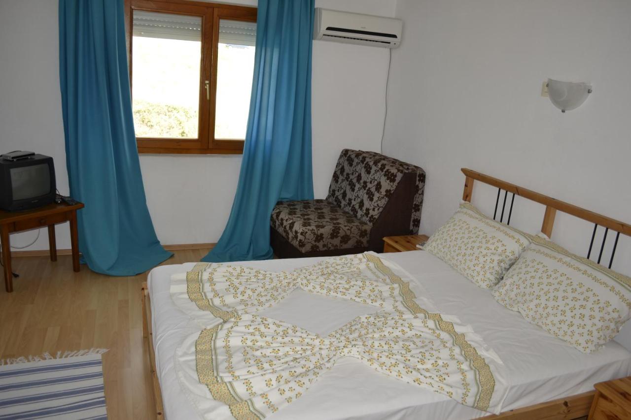 Guest House Morski val - B&B