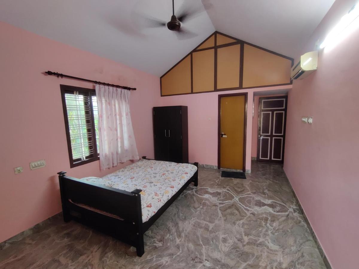 B&B Surathakal - VISHWAS HOME STAY - Bed and Breakfast Surathakal