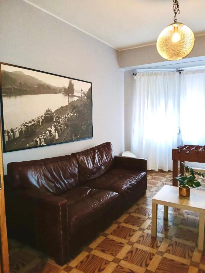 Segundo Antolín Yellow Door - B&B