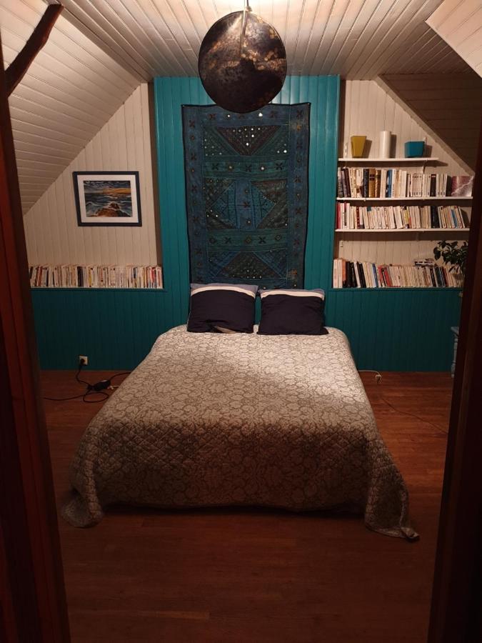Double Room with Shared Toilet