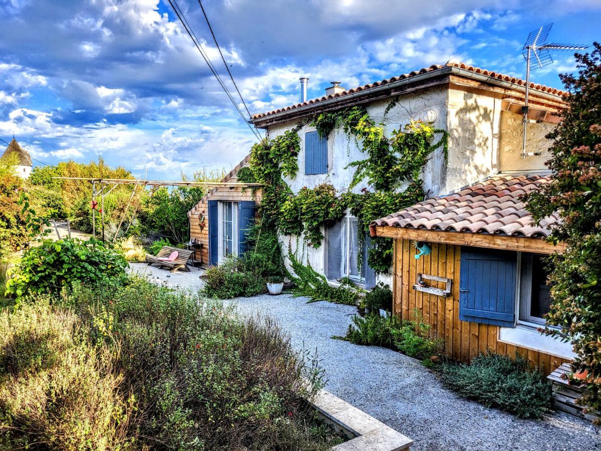 Ferme du Moulin de Paillères, vue panoramique, piscine - idéal 4 à 5 personnes - Ferienwohnung