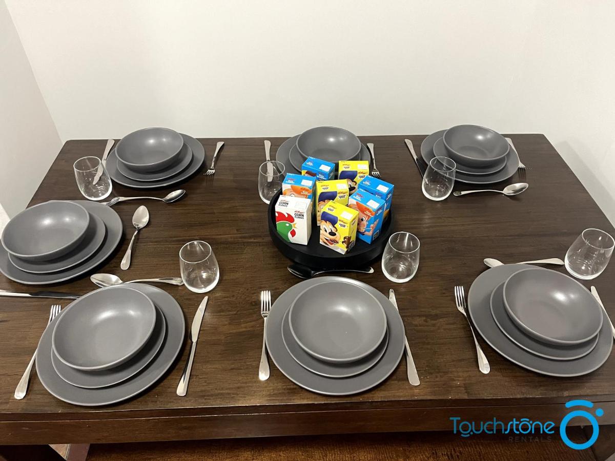 Cosy, Large Family & Contractor Home - Ferienwohnung Birmingham