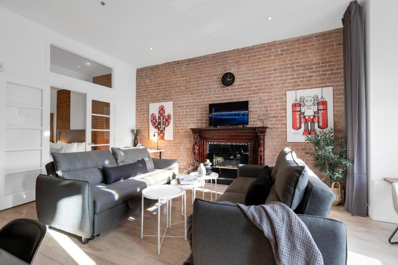 Downtown-301 | Spacious Modern 1BR Suite with Fireplace