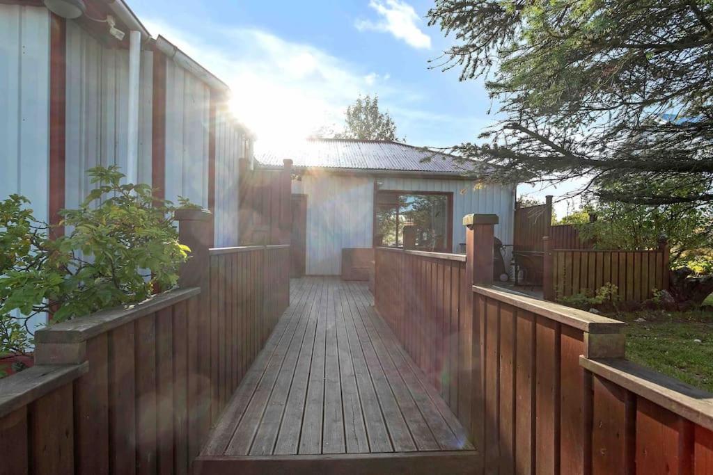 Bright and Beautiful House - B&B Reikiavik