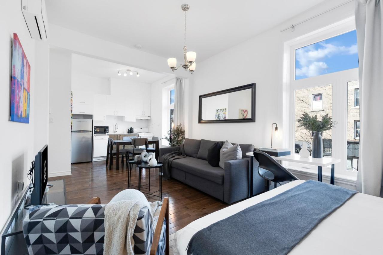 MTL-201 | Spacious Studio Suite + Rooftop Downtown MTL