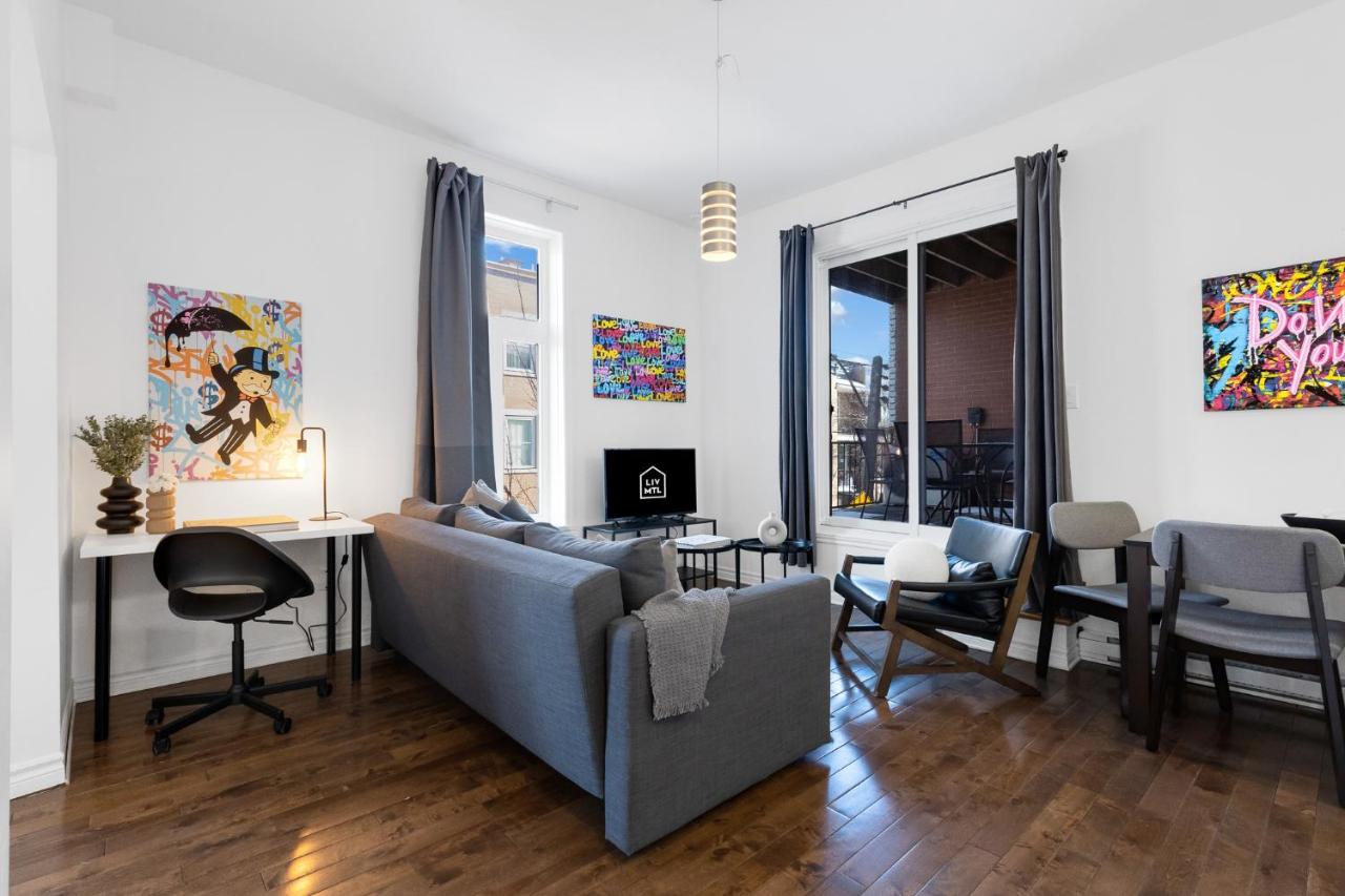 MTL-202 | Spacious 1BR Suite + Rooftop Downtown MTL