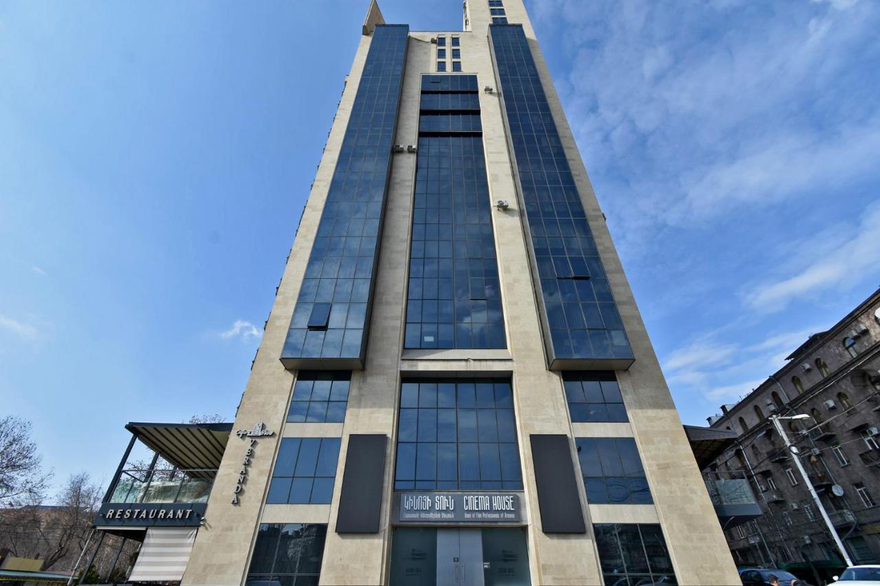 City Centre Apartment Vardananc - B&B