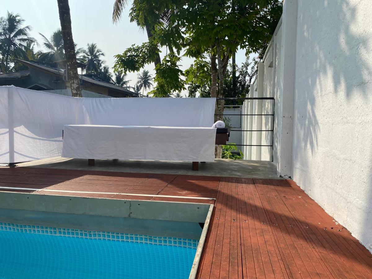 B&B Galle - Island Star POOL & SPA - Bed and Breakfast Galle