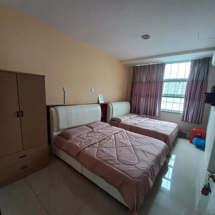 B&B Port Dickson - EASY HOMESTAY LUKUT NS - Bed and Breakfast Port Dickson