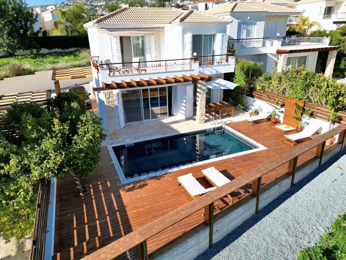 Deluxe Villa