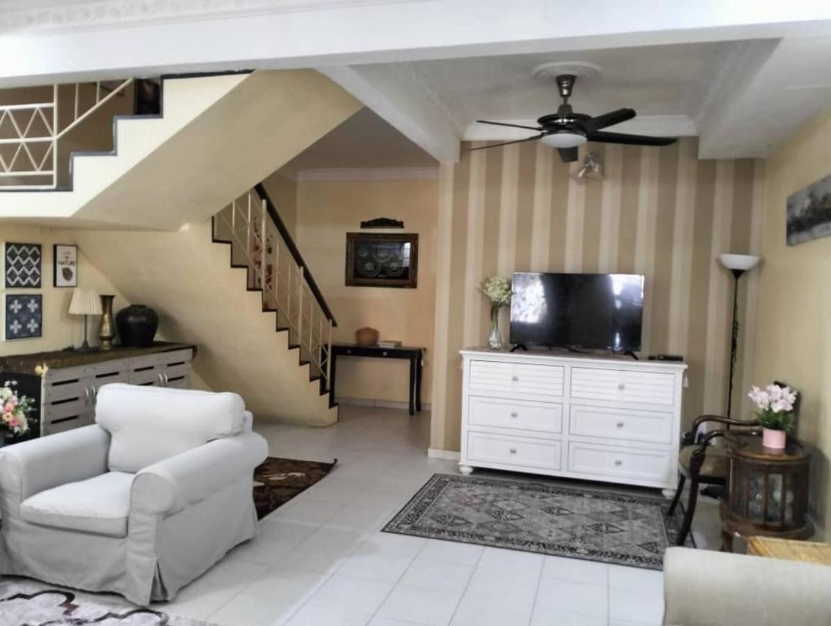 Homestay Cikgu-formuslimonly - B&B
