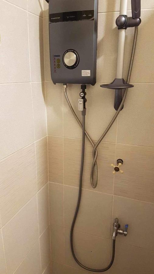 Camera Matrimoniale con Bagno in Comune