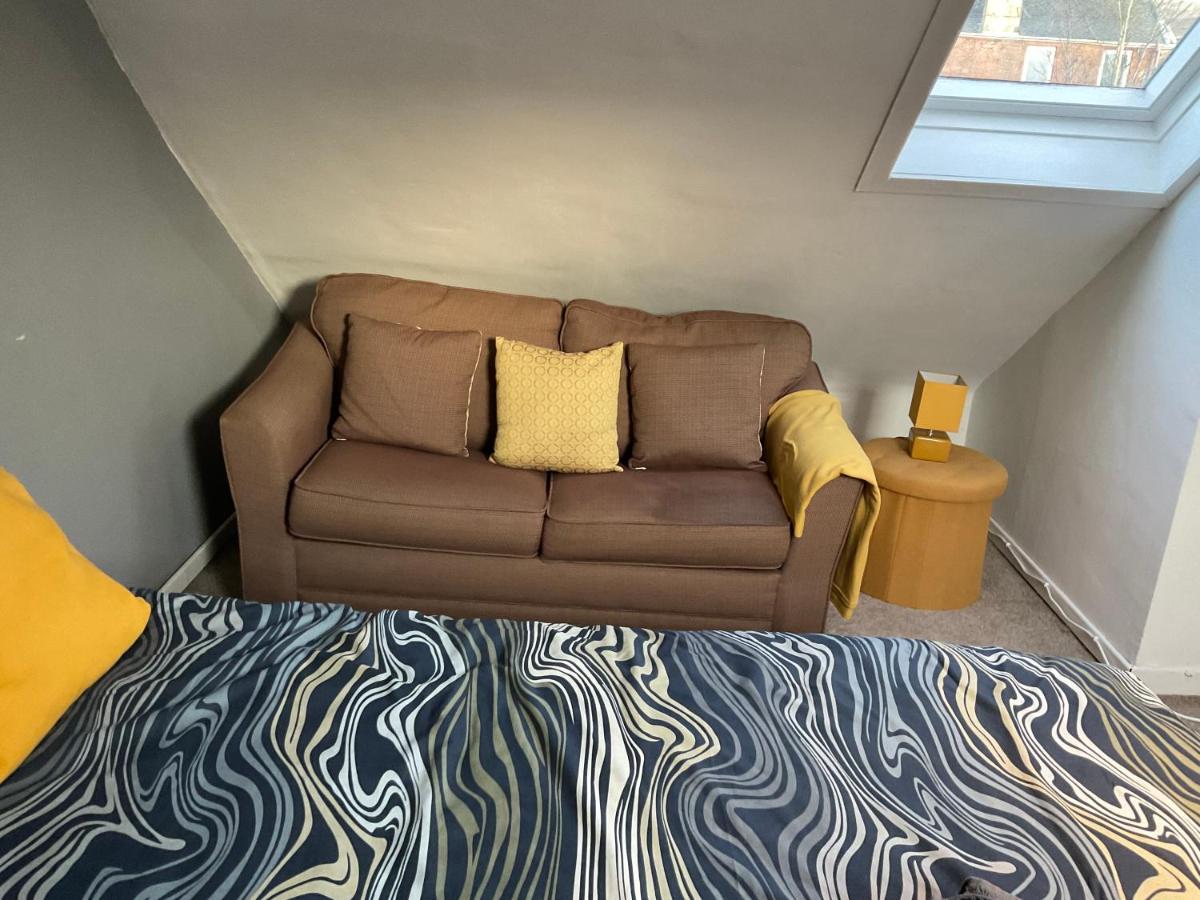Glenashdale 28 A 1/R Boyd Street Largs KA308LE - B&B Largs
