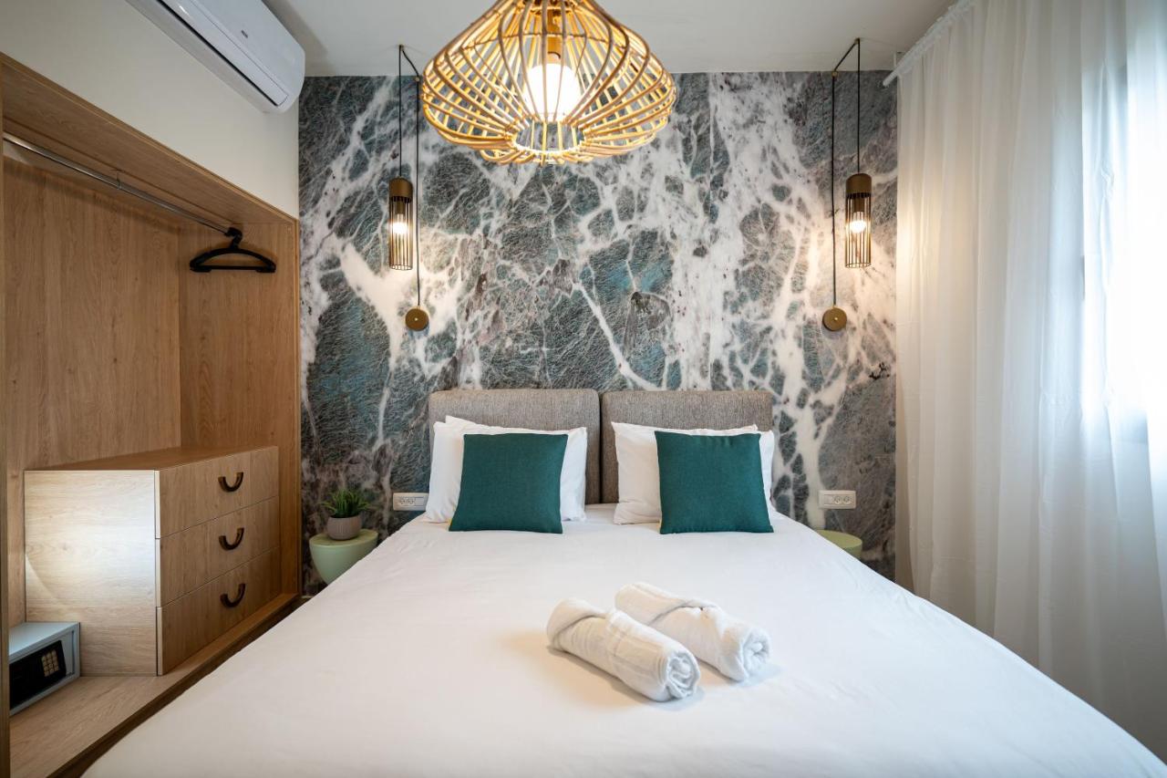 Apartment mit 2 Schlafzimmern und Poolblick