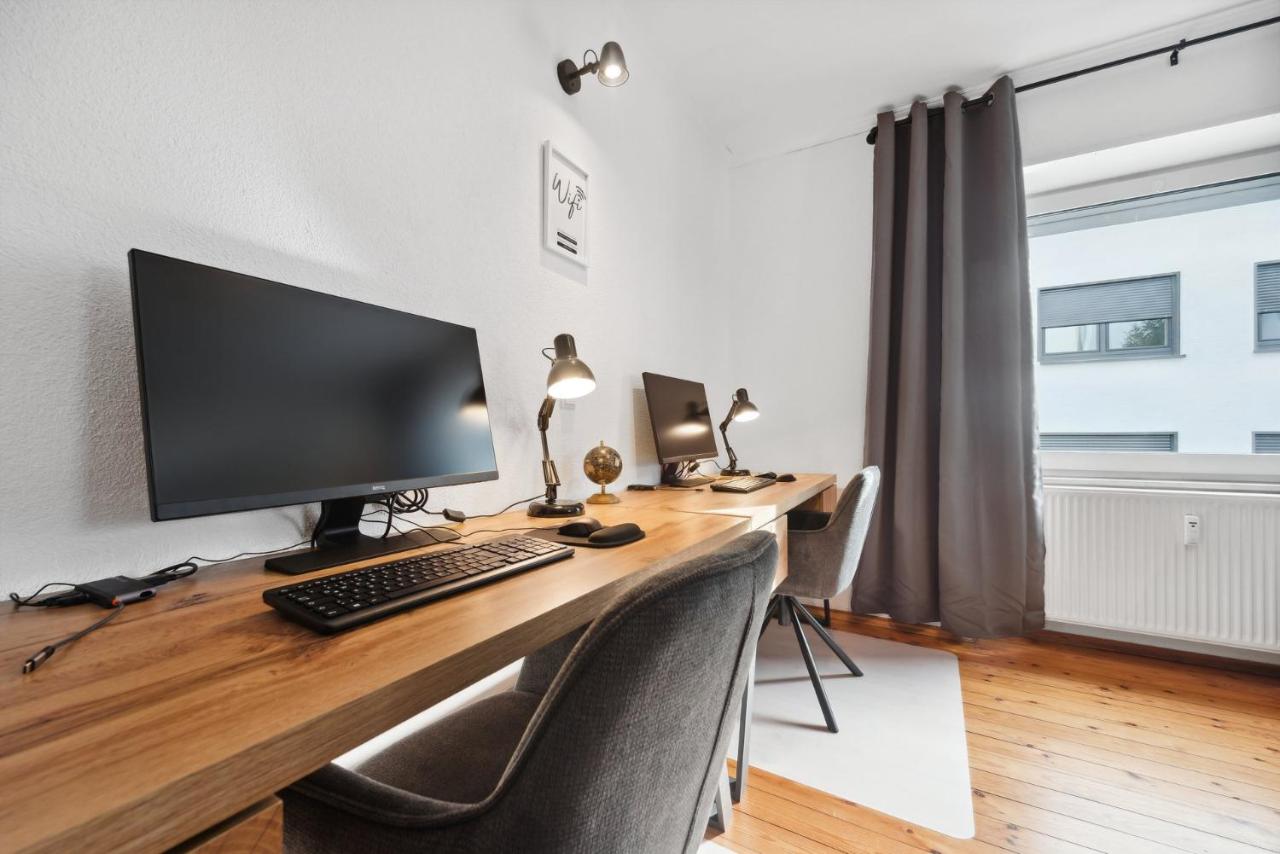 B&B Kaiserslautern - ANDRISS - Serviced Apartments I Workstations I WIFI - Bed and Breakfast Kaiserslautern