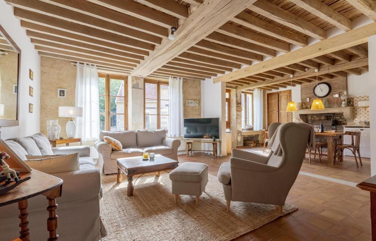 le gite des Guittons - Bed and Breakfast Perroy