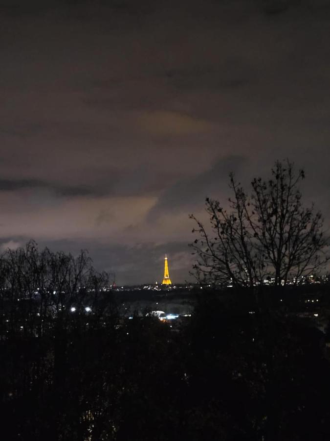 Le Rooftop Suresnes Paris La Défense - Spacieux Duplex 100 m2 Terrasse - Chambres d’hôtes