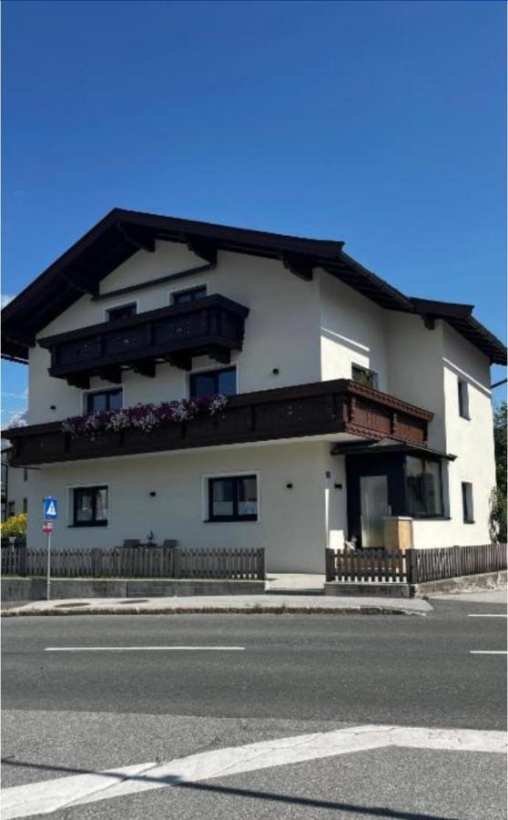 Apartment Julia - Ferienwohnung Hochfilzen