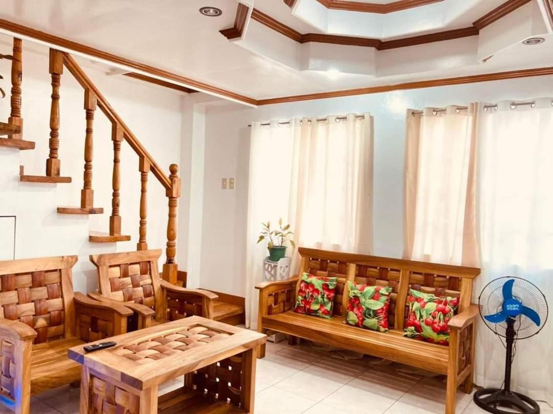 B&B Baguio City - WHITEPINES TH - Bed and Breakfast Baguio City