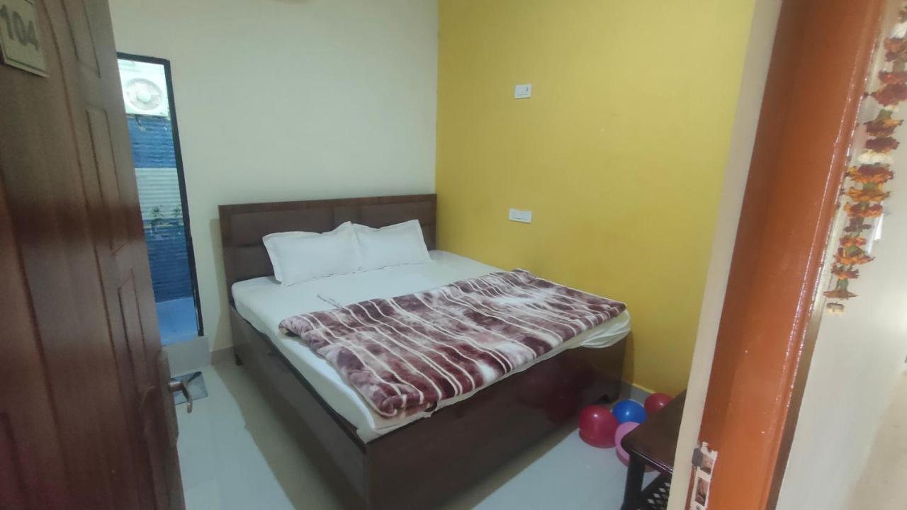 B&B Bettiah - HOTEL MEERA - Bed and Breakfast Bettiah