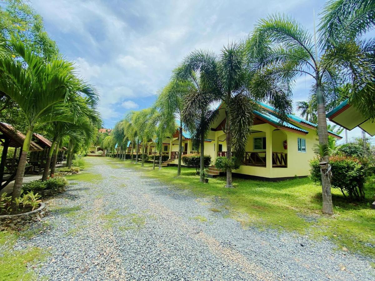 B&B Laem Ngop - Baanrimklong bungalow - Bed and Breakfast Laem Ngop