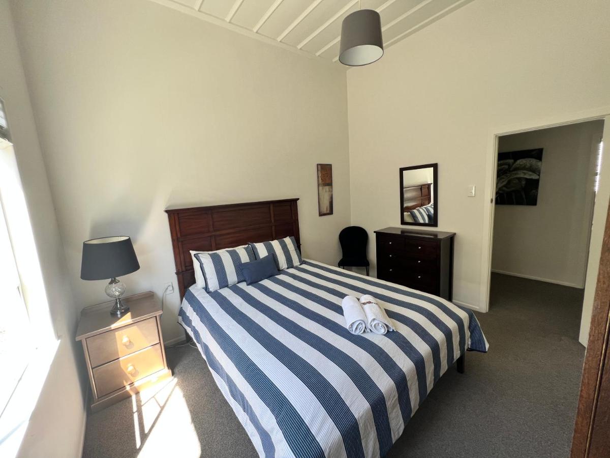 B&B Auckland - Eden Park House Auckland - Bed and Breakfast Auckland